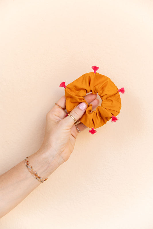 scrunchie - MEDINA cotton - orange tassel