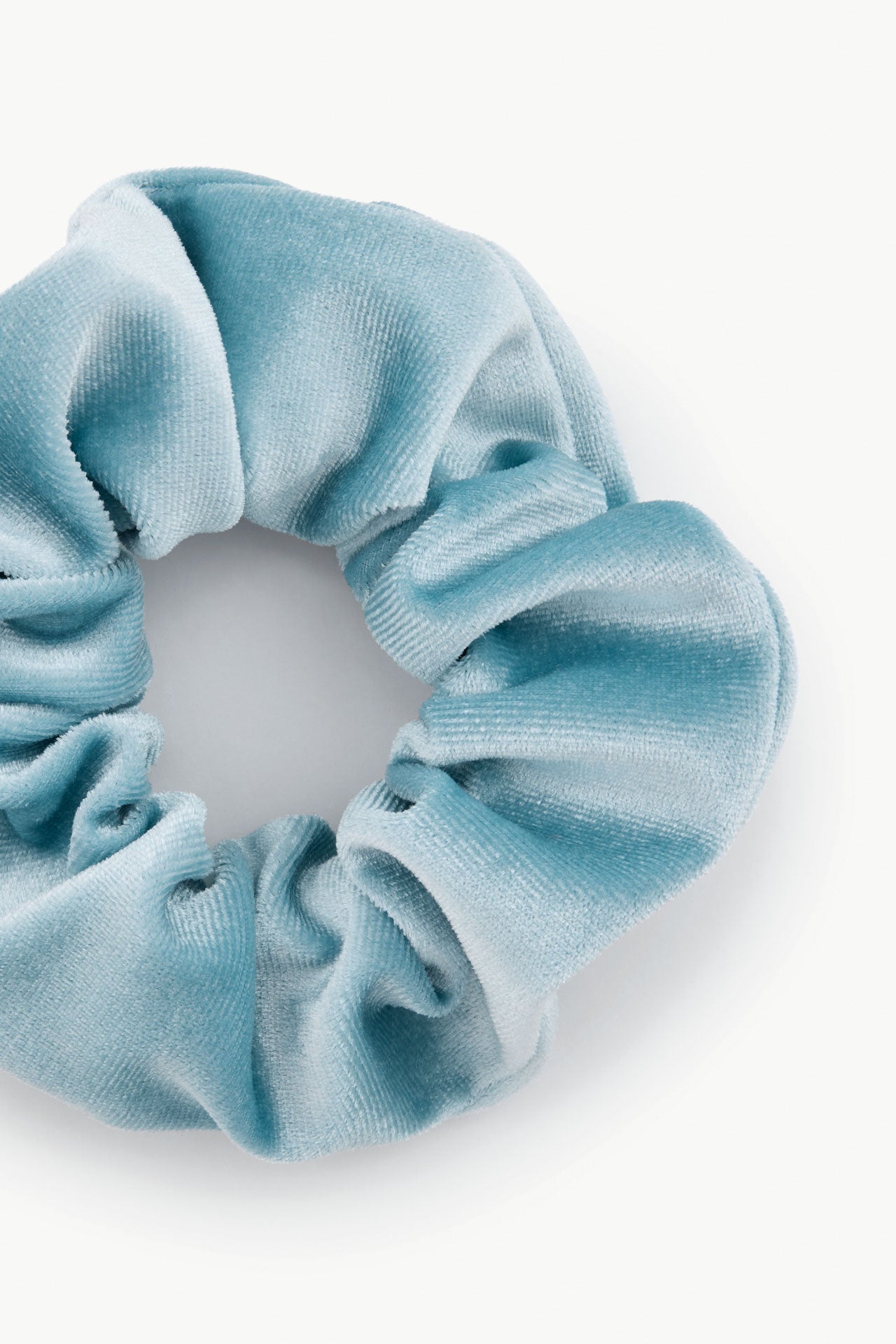 scrunchie - MEDINA velvet - ice blue