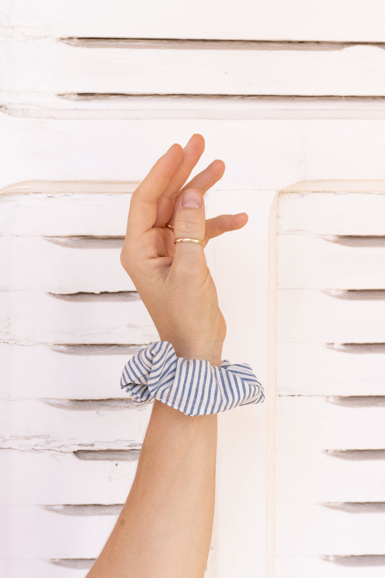 scrunchie - MEDINA cotton - lines white blue