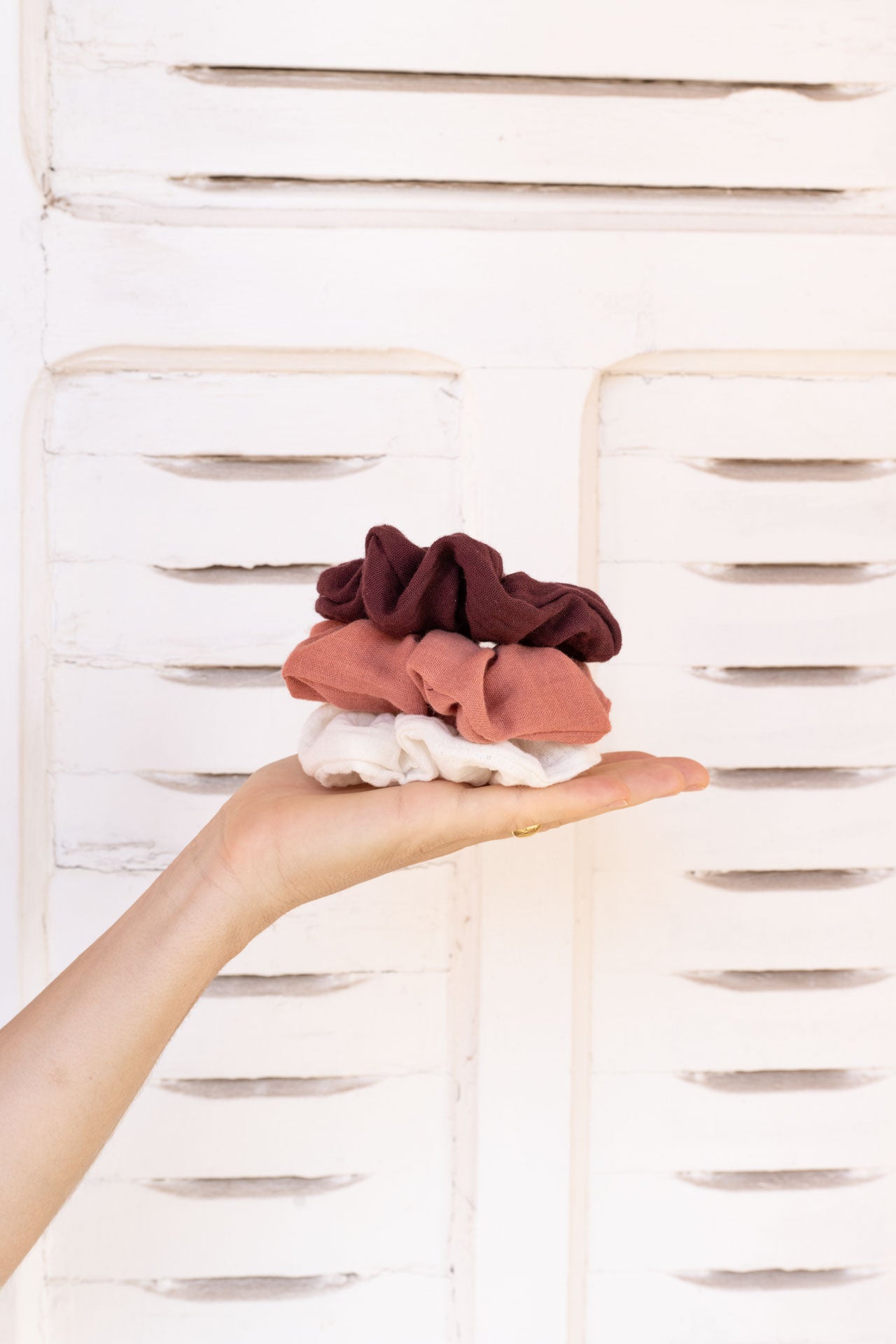 kids scrunchie - MEDINA muslin - bordeaux