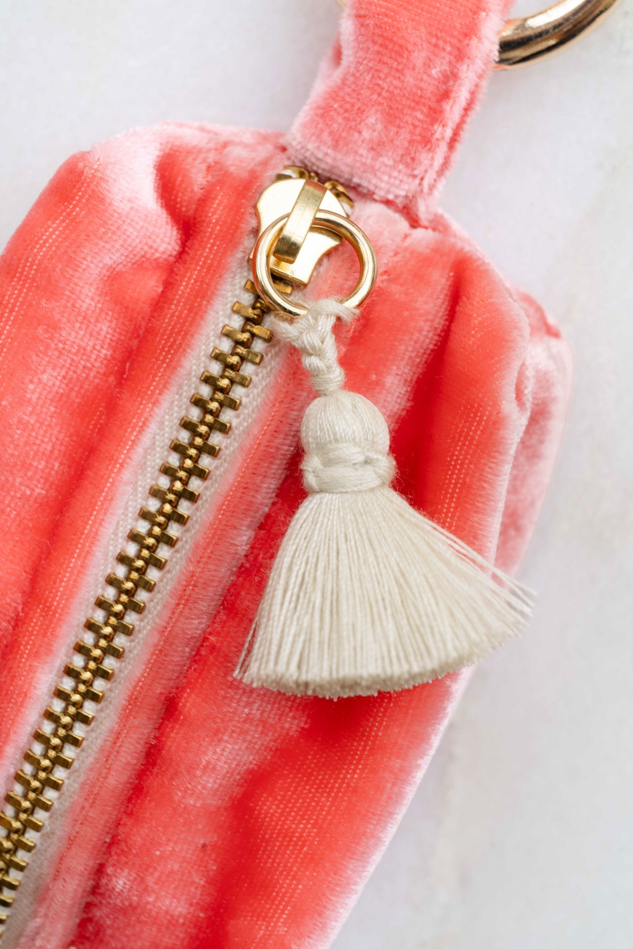 velvet wallet - FLOOSI - juicy peach