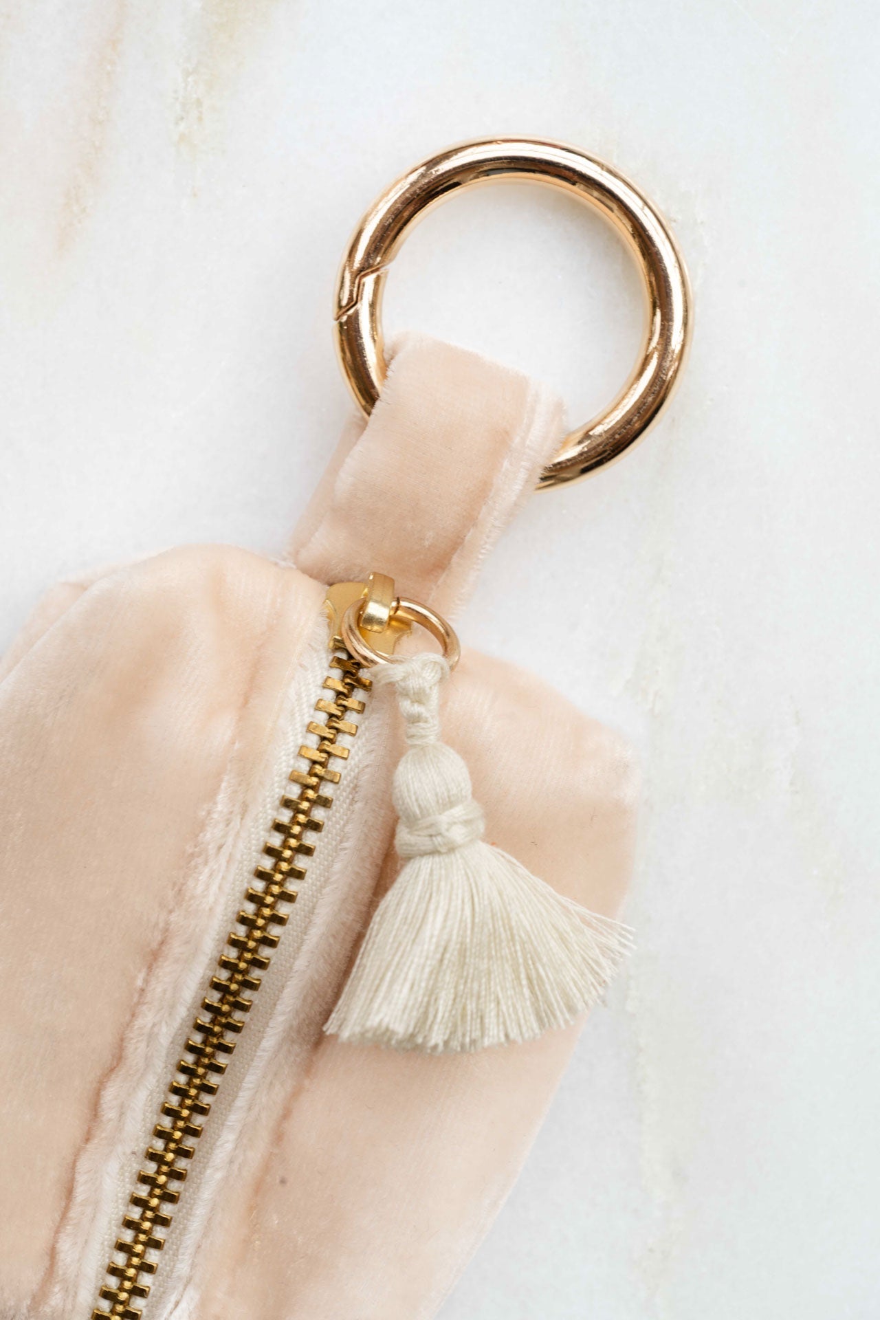 velvet wallet - FLOOSI - soft apricot