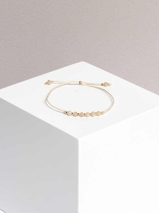 bracelet - SMALL BUT MIGHTY - peach moonstone